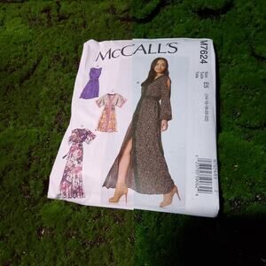 Mcall's M7624 loose fitting pullover dresses E5 size 14 16 18 20 22 2017